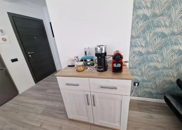 Delmar A2-52 * Mamaia