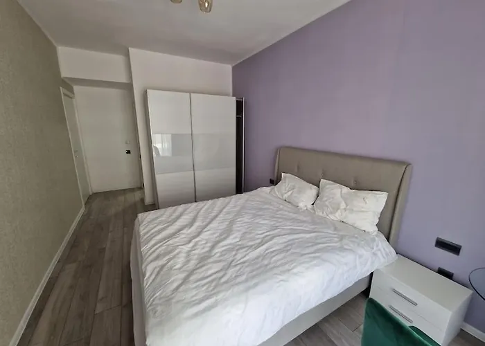 アパート Delmar A2-52