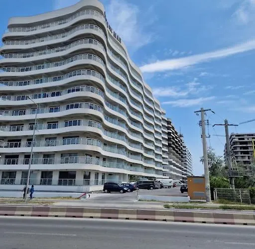 Апартаменты Delmar A2-52 *